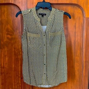 BANANA REPUBLIC Women’s Sleeveless Blouse